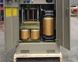 Трансформатори та стабілізатори